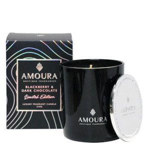 AMOURA LUXURY CANDLE - BLACKBERRY & DARK CHOCOLATE 310G