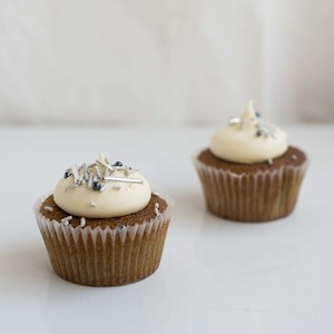 Golden Vanilla Cupcakes