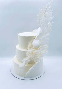 Modern Style Cake