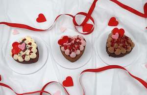 Catering: The Heart Cake for Two