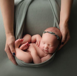 Portrait photography: NEWBORN Little Bundle Angela Scott Photos