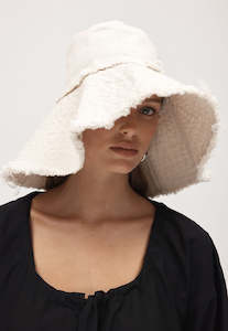 Clothing: Oma Hat - Natural