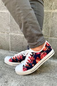 Carpet laying: Peach Rose Canvas Shoe - Navy