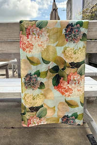 Carpet laying: Swim Scarf Wrap - Hydrangea Pretty