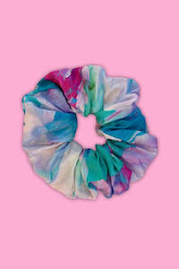 Carpet laying: Scrunchie - Painted Waterlily