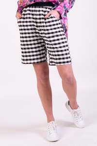 Carpet laying: Cal Shorts - B/W Check - SALE