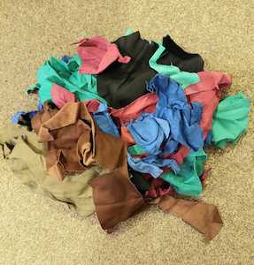 Leather good: 200grm Coloured Scrap Leather Pieces