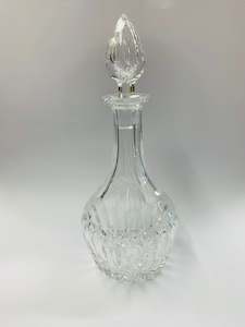 Elegant Stuart cut crystal decanter