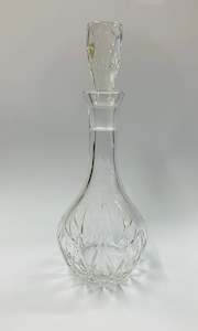 Antique: Vintage cut crystal decanter