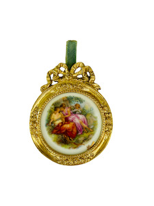 Limoges Decorative Plaque With Traditional Victorian Scene