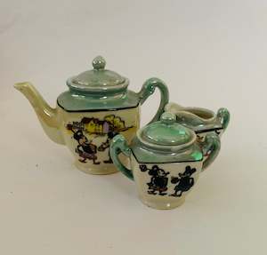 Antique: Three Piece Mickey Mouse Children’s Tea set