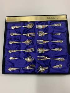 Antique: Rodd Camille silver plated dessert cutlery set