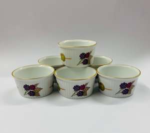 Antique: Set of 6 Royal Worcester Evesham ramekins