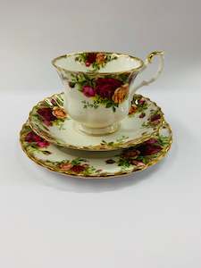 Royal Albert Old Country Roses Trio