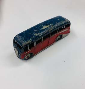 Antique: Dinky Luxury Coach