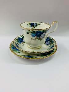 Antique: Royal Albert Moonlight Rose Trio