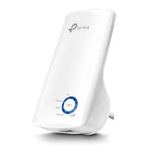 TP-Link300Mbps Wireless N Wall Plugged Range Extender