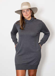 Clothing: Freida - Loose-Fit Dress