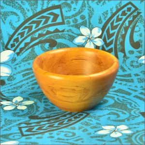 Small rimu bowl from recycled rimu - Aotearoa.co.nz