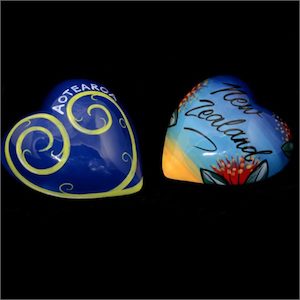 Products: Ceramic heart Aotearoa New Zealand - Aotearoa.co.nz