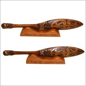 Commissioned medium paddle - Popular gift Aotearoa.co.nz