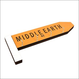 Key sign holders. Middle Earth & other signs - Aotearoa.co.nz