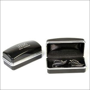 Silver fern cufflinks - Aotearoa.co.nz - Comes with black gift box