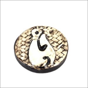 Round ceramic fishhook decoration - Aotearoa.co.nz