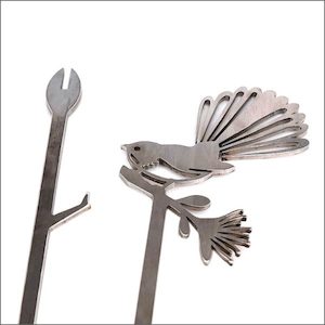 Metalbird fantail plant stake - Anohter great gift Aotearoa.co.nz