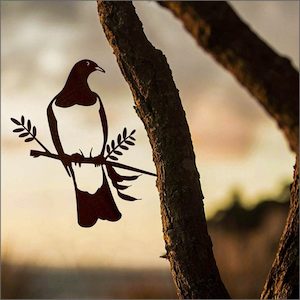 Metalbird kereru silhouette - Great gift Aotearoa.co.nz