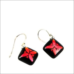 Orange glass earrings, tapa design - Aotearoa.co.nz