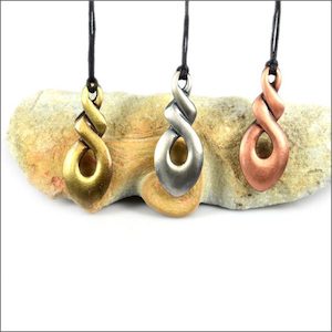 Triple twist zinc pendants - Aotearoa.co.nz - Frienship