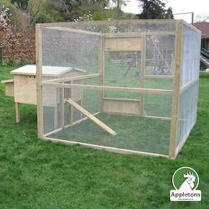 Poultry Run | 2.4m x 2.4m x 1.9mH | Appletons