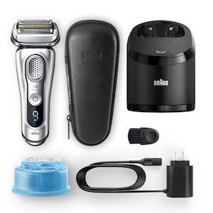 Series 9 9360cc Wet & Dry electric shaver with Clean & Charge station and leathe…