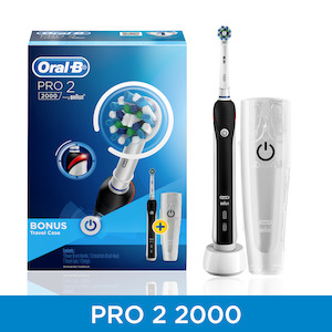 Oral-B PRO 2 2000 Black Electric Rechargeable Toothbrush with Travel Case