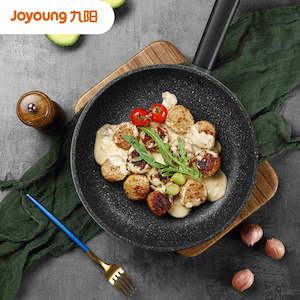 Household appliance: 26cm Moissanite non-stick frying pan