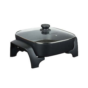 Household appliance: 12" Square Electric Frypan, Black