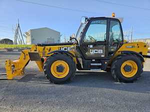 Plant and equipment hiring or leasing without operator: JCB 535-140 Telehandler for sale