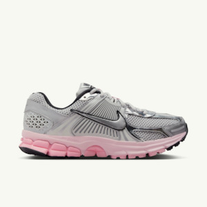 Clothing: Women's Zoom Vomero 5 - 'Photon Dust/Pink Foam'