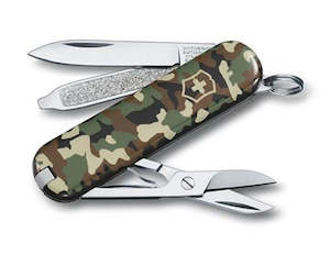 Plant, garden: VICTORINOX CLASSIC CAMO 0.6223.94