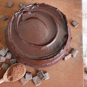 Double Chocolate Cake – Large Variants