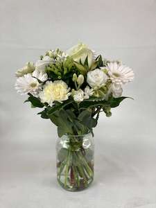 Flower: Classic Posy