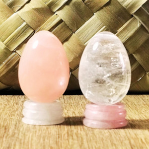 ROSE + CLEAR QUARTZ YONI EGG CHARGING STAND