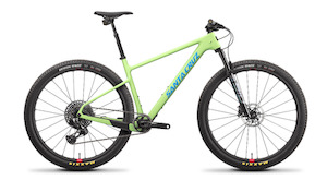 Bicycle and accessory: SANTA CRUZ BLUR C S AXS