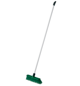 Raven Deluxe Outdoor Broom