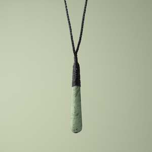 Medium Kōkopu Roimata Teardrop Pendant