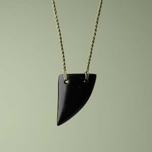 Medium Pounamu Niho Tooth Pendant