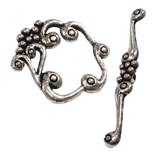 Womenswear: 5 Sets Antique Silver Toggle Clasps