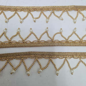 Delicate Gold & Pearl Fringe Trim