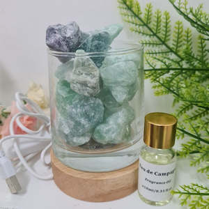 Womenswear: Green Fluorite Diffuser & Lamp Holder Gift Set